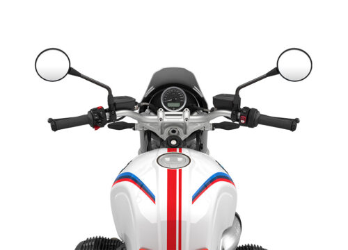 SIG 1060 01 BMW RnineT Urban GS Red Double Lines Light White