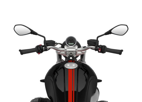 SIG 1060 02 BMW RnineT pure Red Double Lines Black Storm