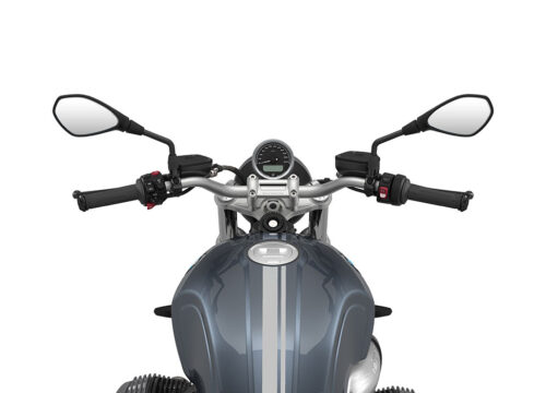 SIG 1065 02 BMW RnineT Pure Silver Double Lines Mineral 1