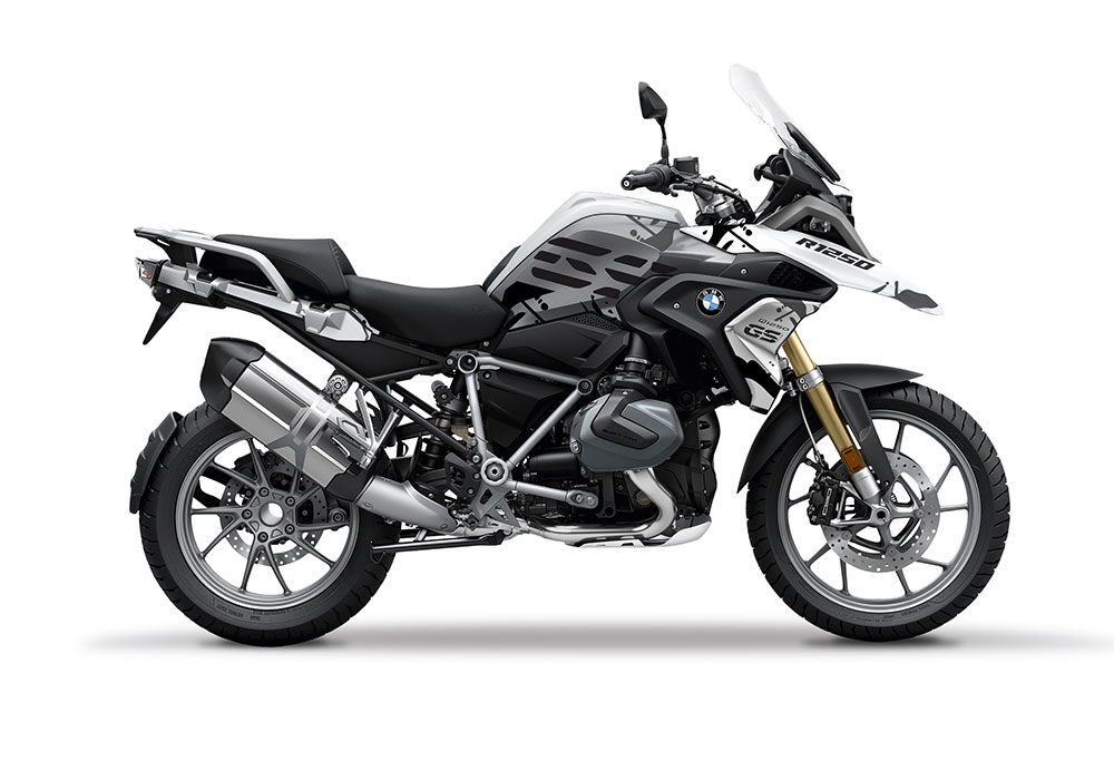 SIG 1093 02 BMW R1250GS Safari Grey Variations Light White