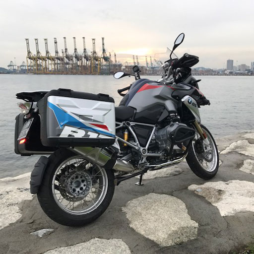 bmw panniers BMW R1200GS LC Alive 1